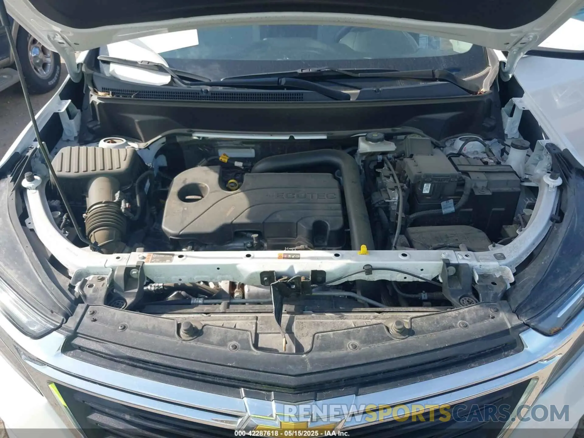 10 Photograph of a damaged car 3GNAXUEG2RL174656 CHEVROLET EQUINOX 2024