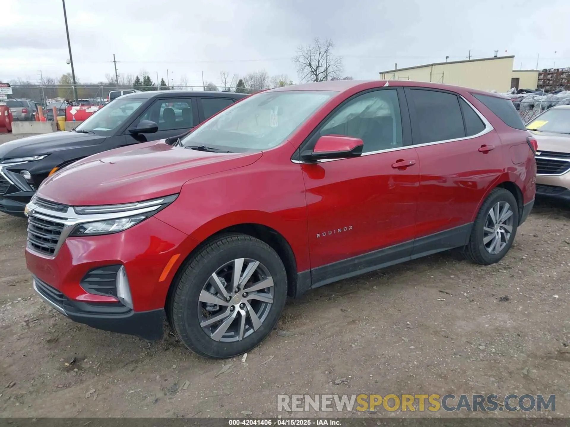 2 Photograph of a damaged car 3GNAXUEG2RL324149 CHEVROLET EQUINOX 2024