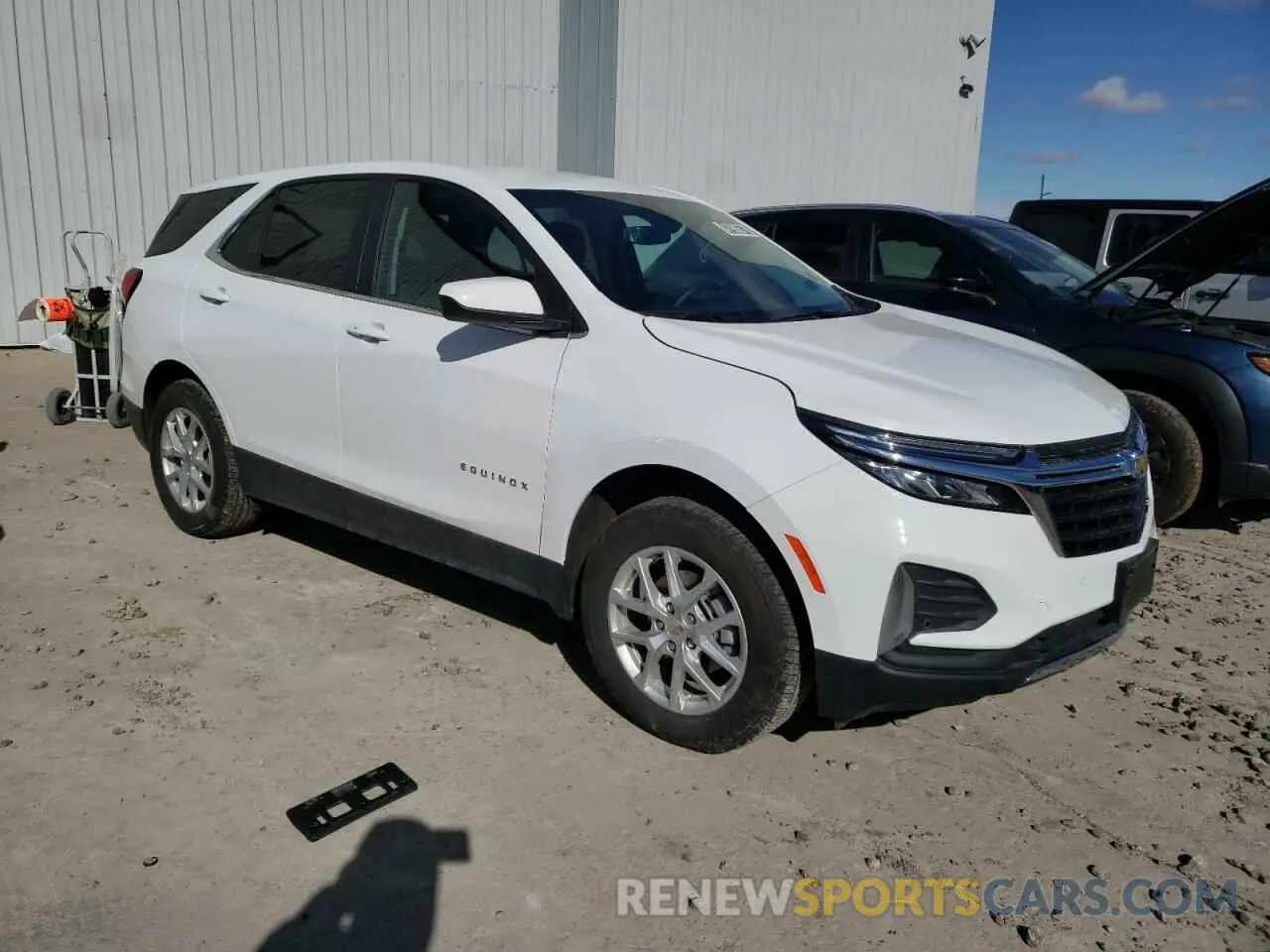 4 Photograph of a damaged car 3GNAXUEG2RL340206 CHEVROLET EQUINOX 2024