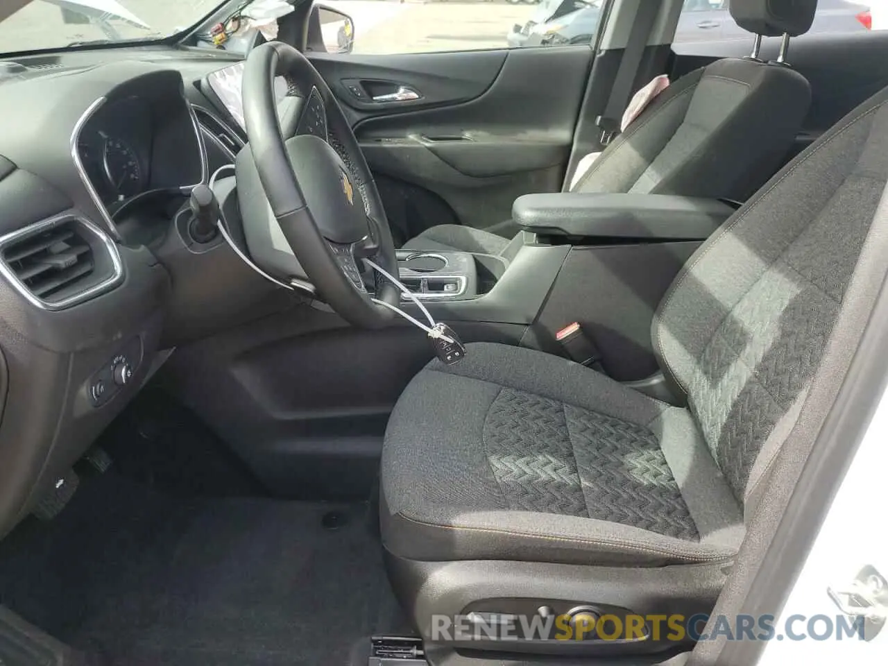 7 Photograph of a damaged car 3GNAXUEG2RS119615 CHEVROLET EQUINOX 2024