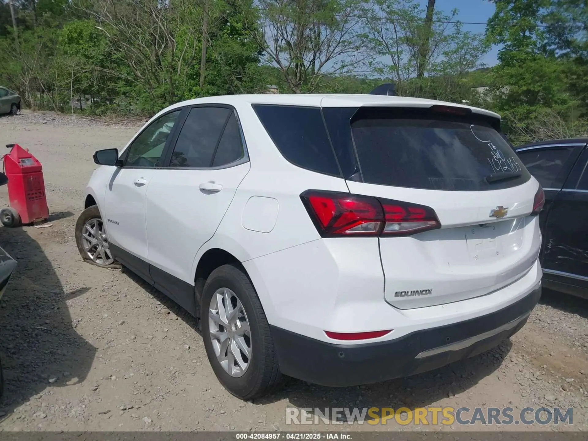 13 Photograph of a damaged car 3GNAXUEG2RS142165 CHEVROLET EQUINOX 2024
