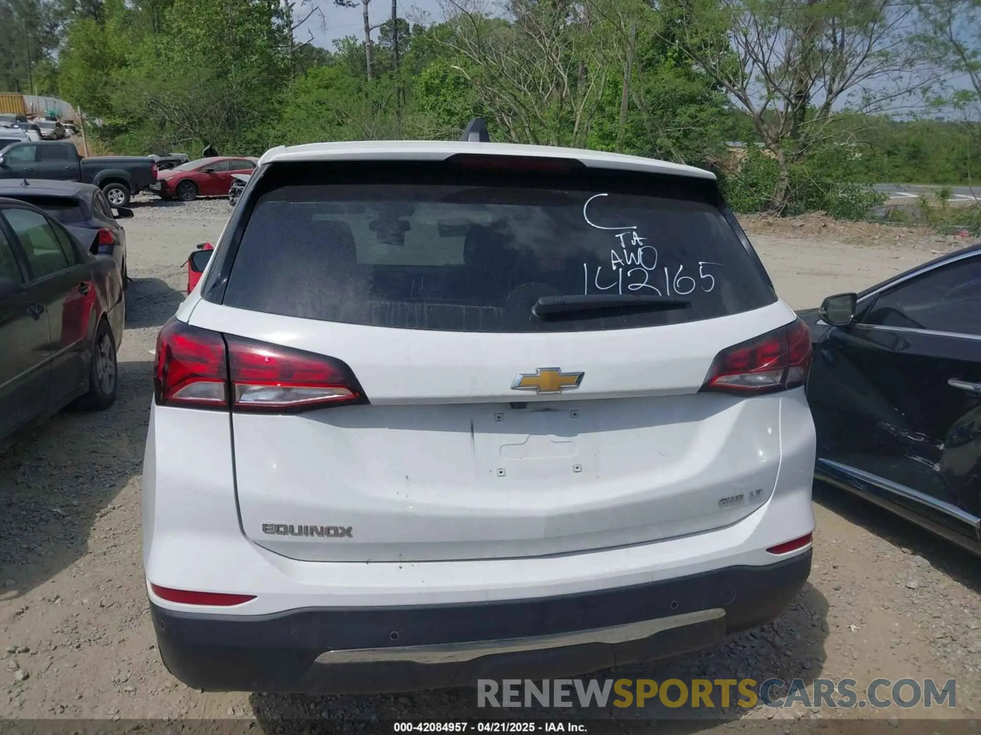 15 Photograph of a damaged car 3GNAXUEG2RS142165 CHEVROLET EQUINOX 2024