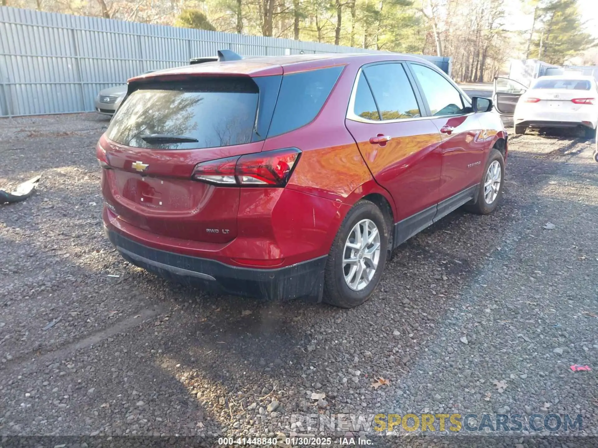 4 Photograph of a damaged car 3GNAXUEG2RS243562 CHEVROLET EQUINOX 2024