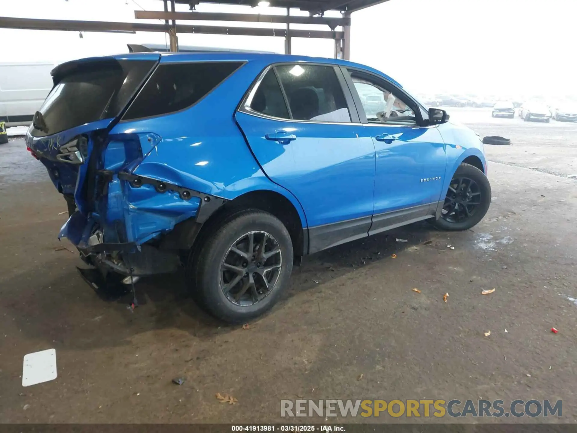 4 Photograph of a damaged car 3GNAXUEG3RL213271 CHEVROLET EQUINOX 2024