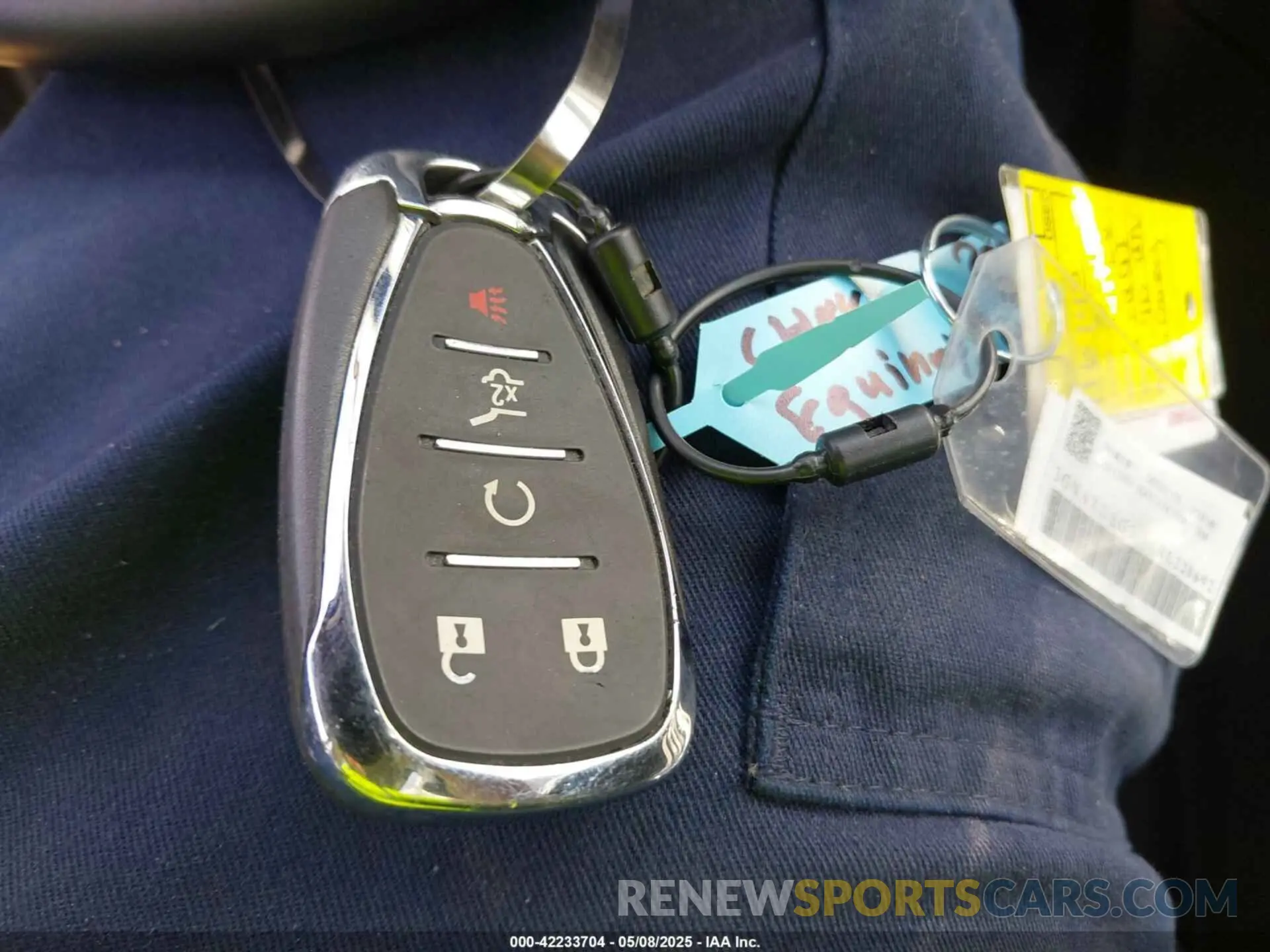 11 Photograph of a damaged car 3GNAXUEG3RL228692 CHEVROLET EQUINOX 2024