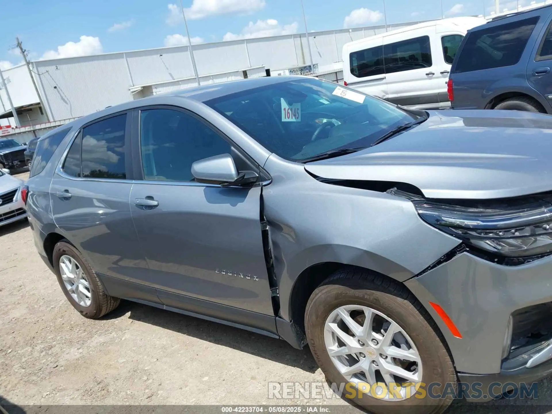 13 Photograph of a damaged car 3GNAXUEG3RL228692 CHEVROLET EQUINOX 2024