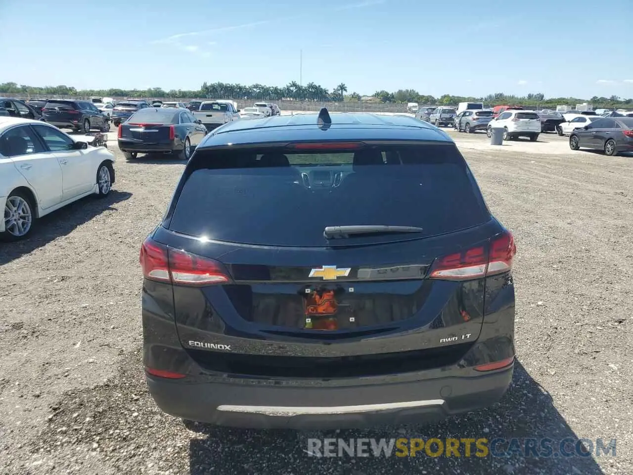 6 Photograph of a damaged car 3GNAXUEG3RL307795 CHEVROLET EQUINOX 2024