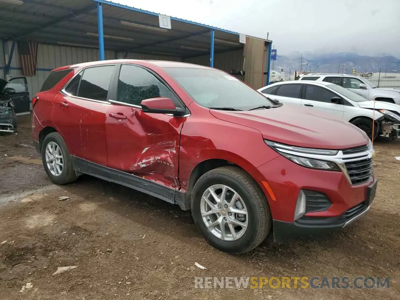 4 Photograph of a damaged car 3GNAXUEG4RL113227 CHEVROLET EQUINOX 2024