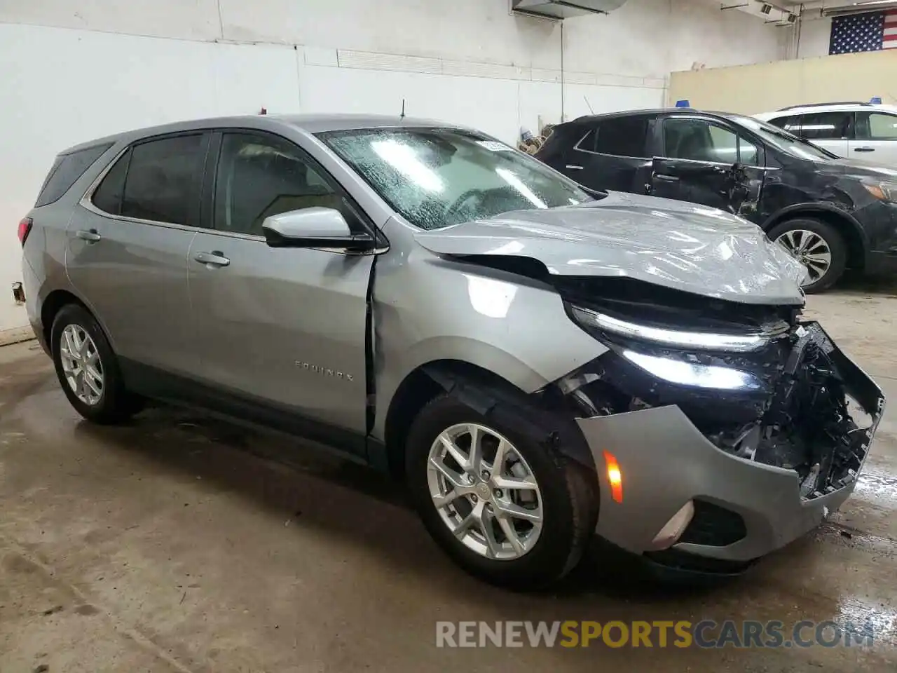 4 Photograph of a damaged car 3GNAXUEG4RL243153 CHEVROLET EQUINOX 2024