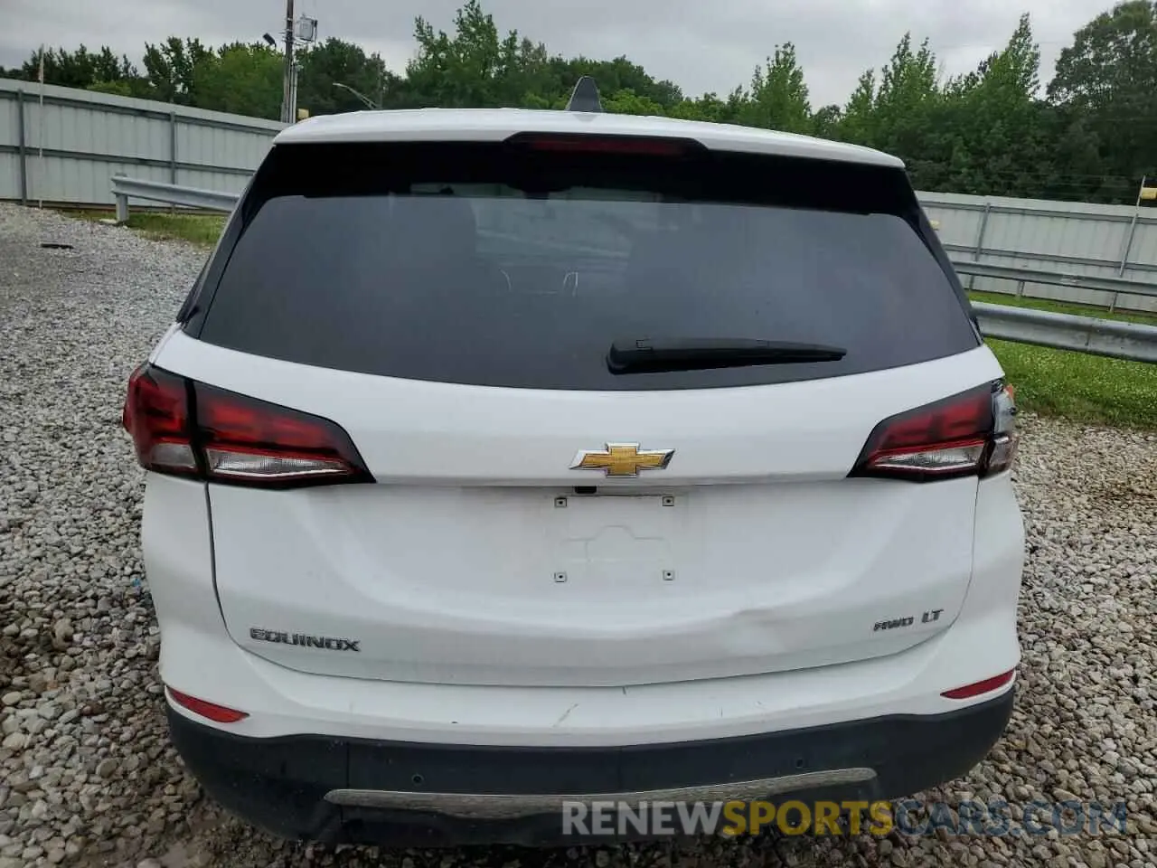 6 Photograph of a damaged car 3GNAXUEG4RL336481 CHEVROLET EQUINOX 2024