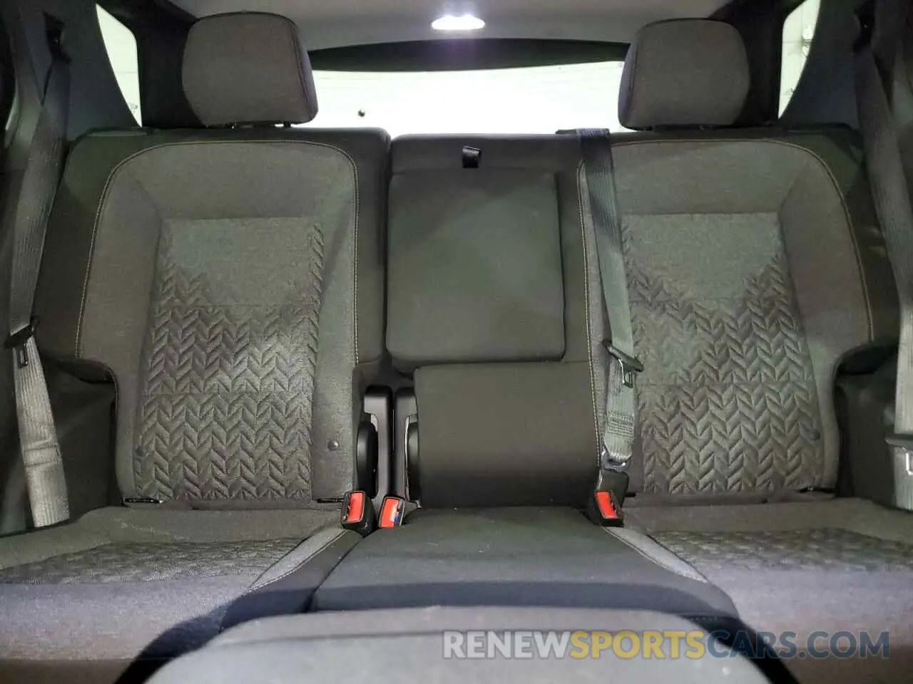 10 Photograph of a damaged car 3GNAXUEG4RL356830 CHEVROLET EQUINOX 2024