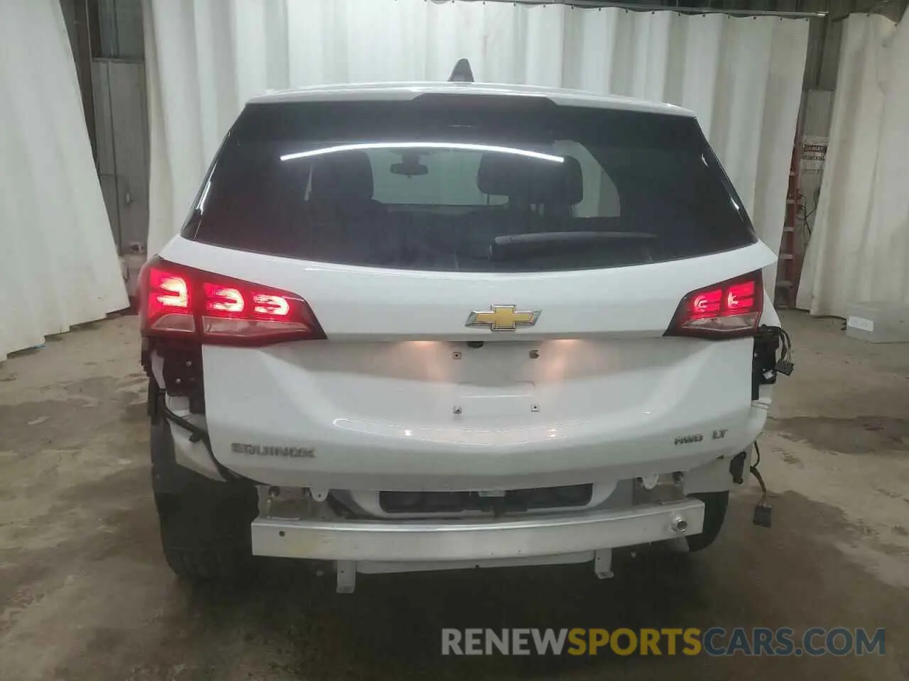 6 Photograph of a damaged car 3GNAXUEG4RS205105 CHEVROLET EQUINOX 2024