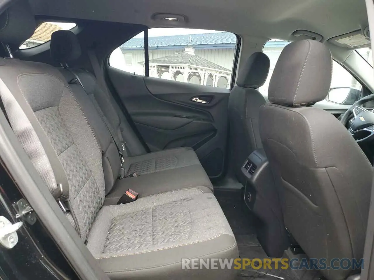 11 Photograph of a damaged car 3GNAXUEG5RL130683 CHEVROLET EQUINOX 2024