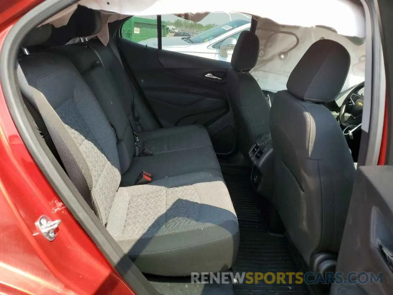 10 Photograph of a damaged car 3GNAXUEG5RL252623 CHEVROLET EQUINOX 2024