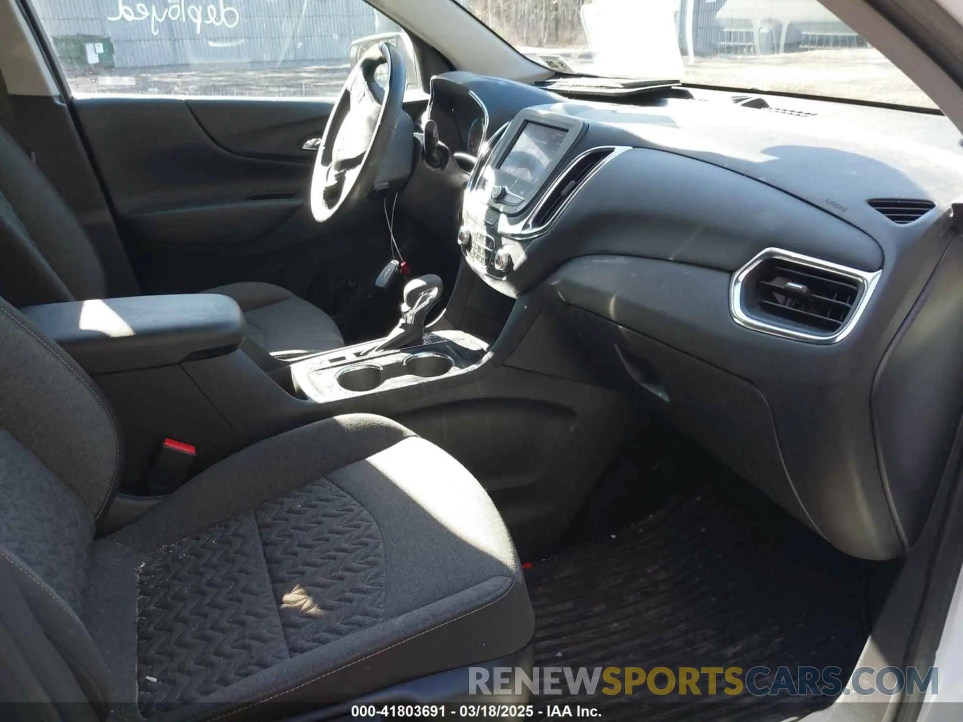 5 Photograph of a damaged car 3GNAXUEG5RL314862 CHEVROLET EQUINOX 2024