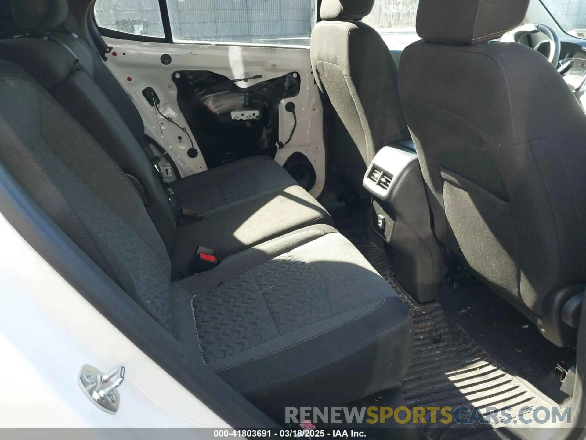 8 Photograph of a damaged car 3GNAXUEG5RL314862 CHEVROLET EQUINOX 2024