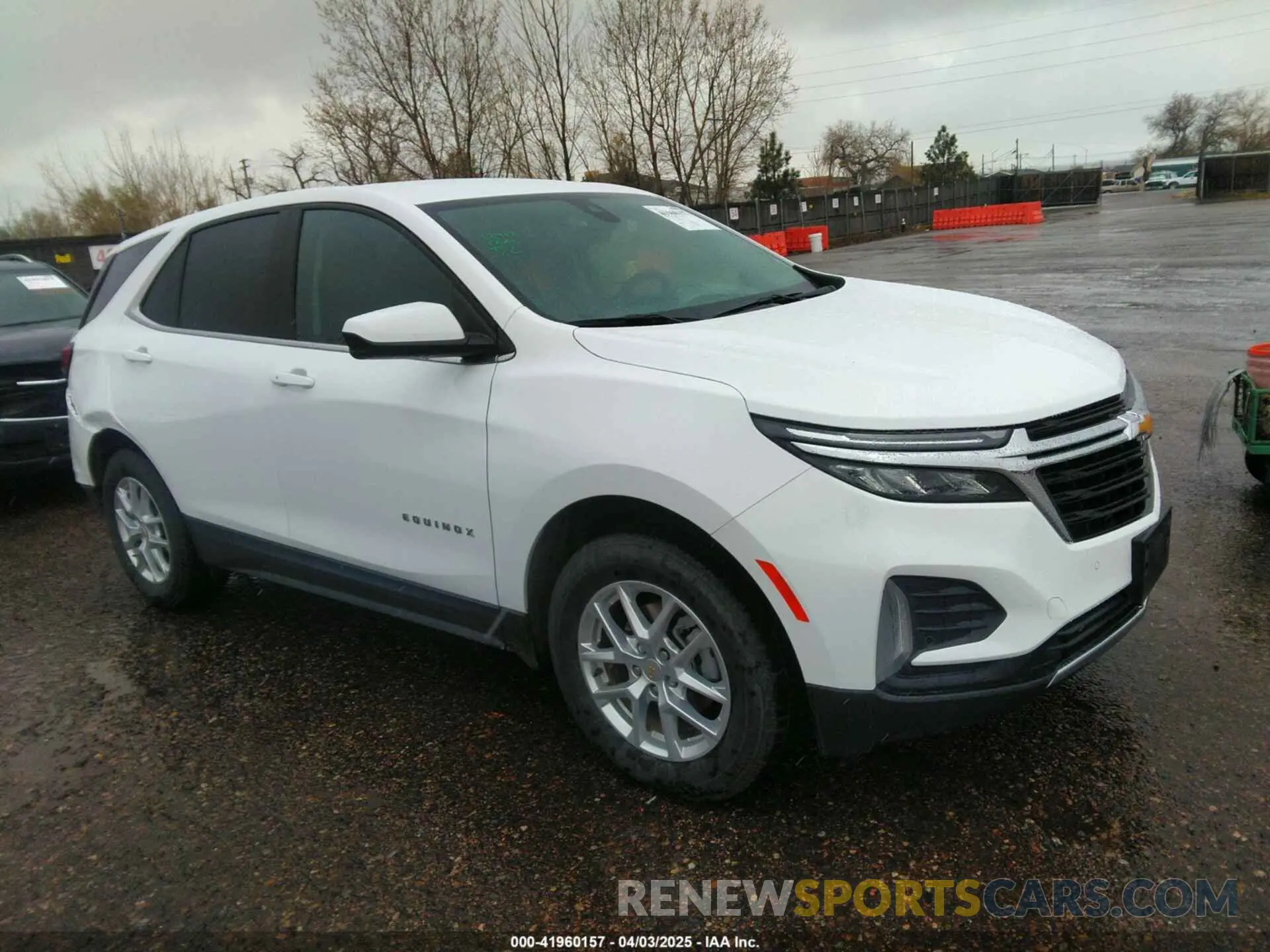 13 Photograph of a damaged car 3GNAXUEG5RL353239 CHEVROLET EQUINOX 2024