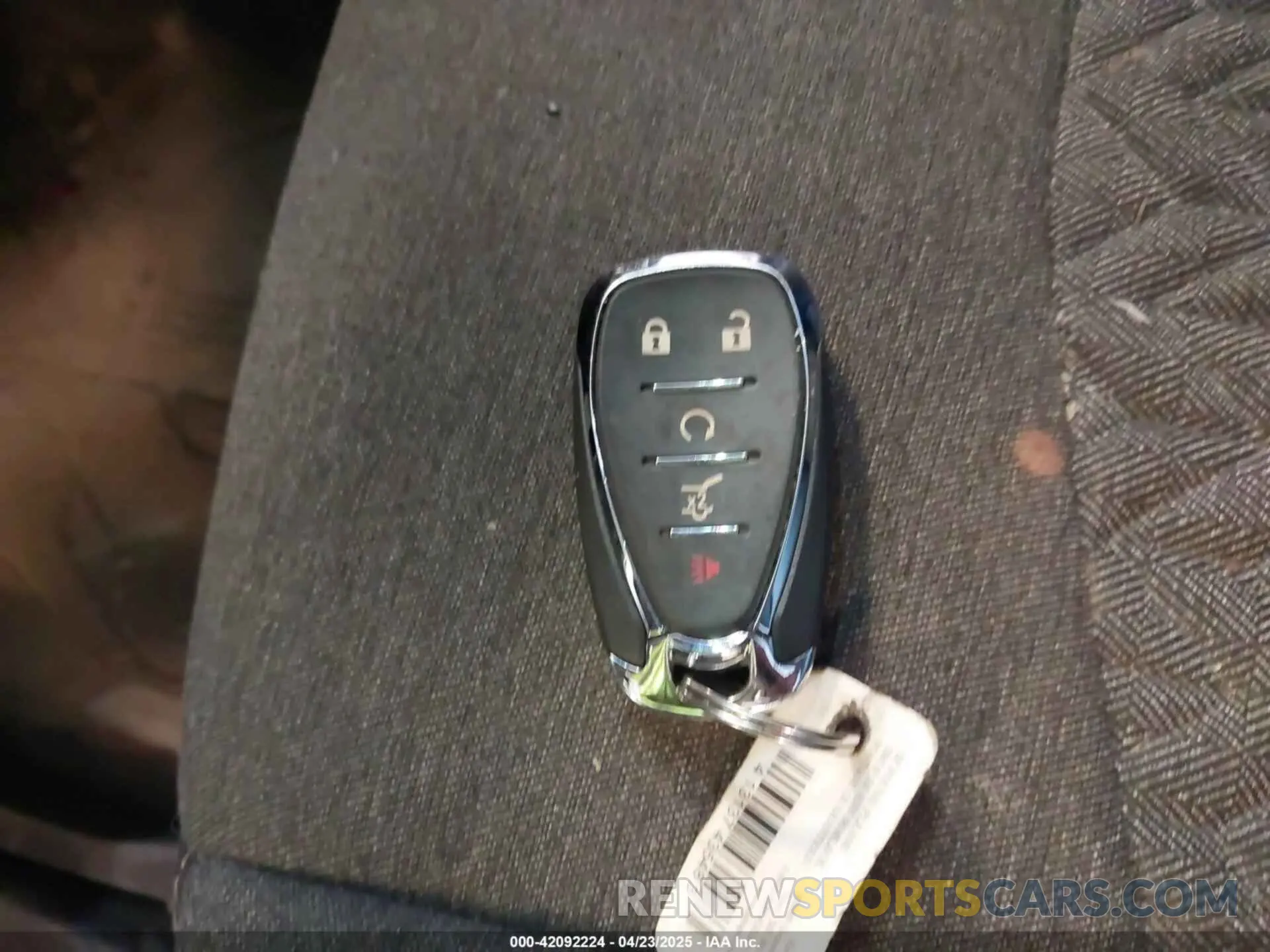11 Photograph of a damaged car 3GNAXUEG5RS104672 CHEVROLET EQUINOX 2024