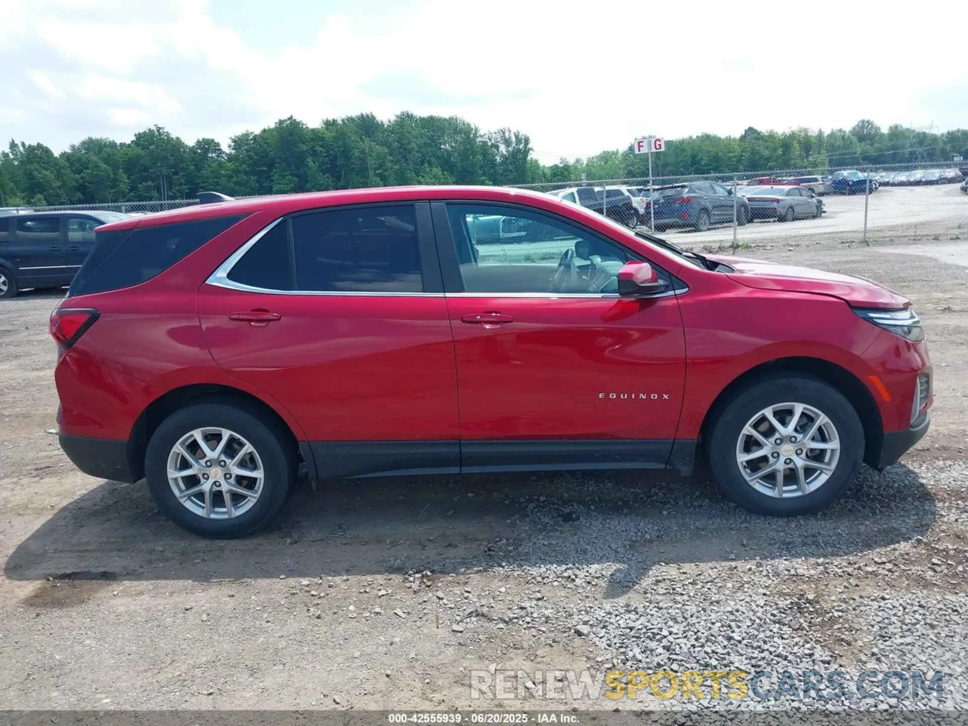 13 Photograph of a damaged car 3GNAXUEG5RS149644 CHEVROLET EQUINOX 2024
