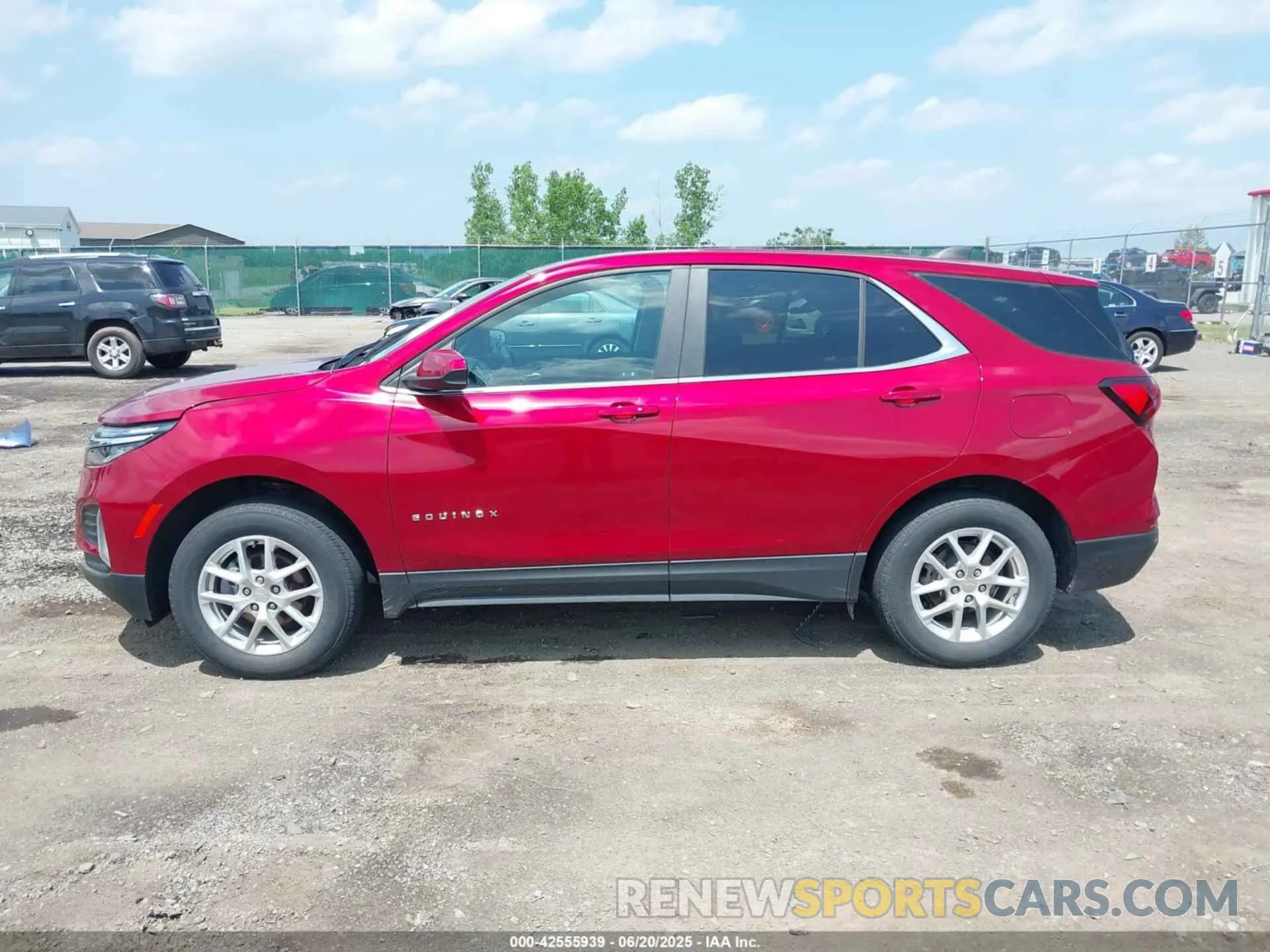 14 Photograph of a damaged car 3GNAXUEG5RS149644 CHEVROLET EQUINOX 2024