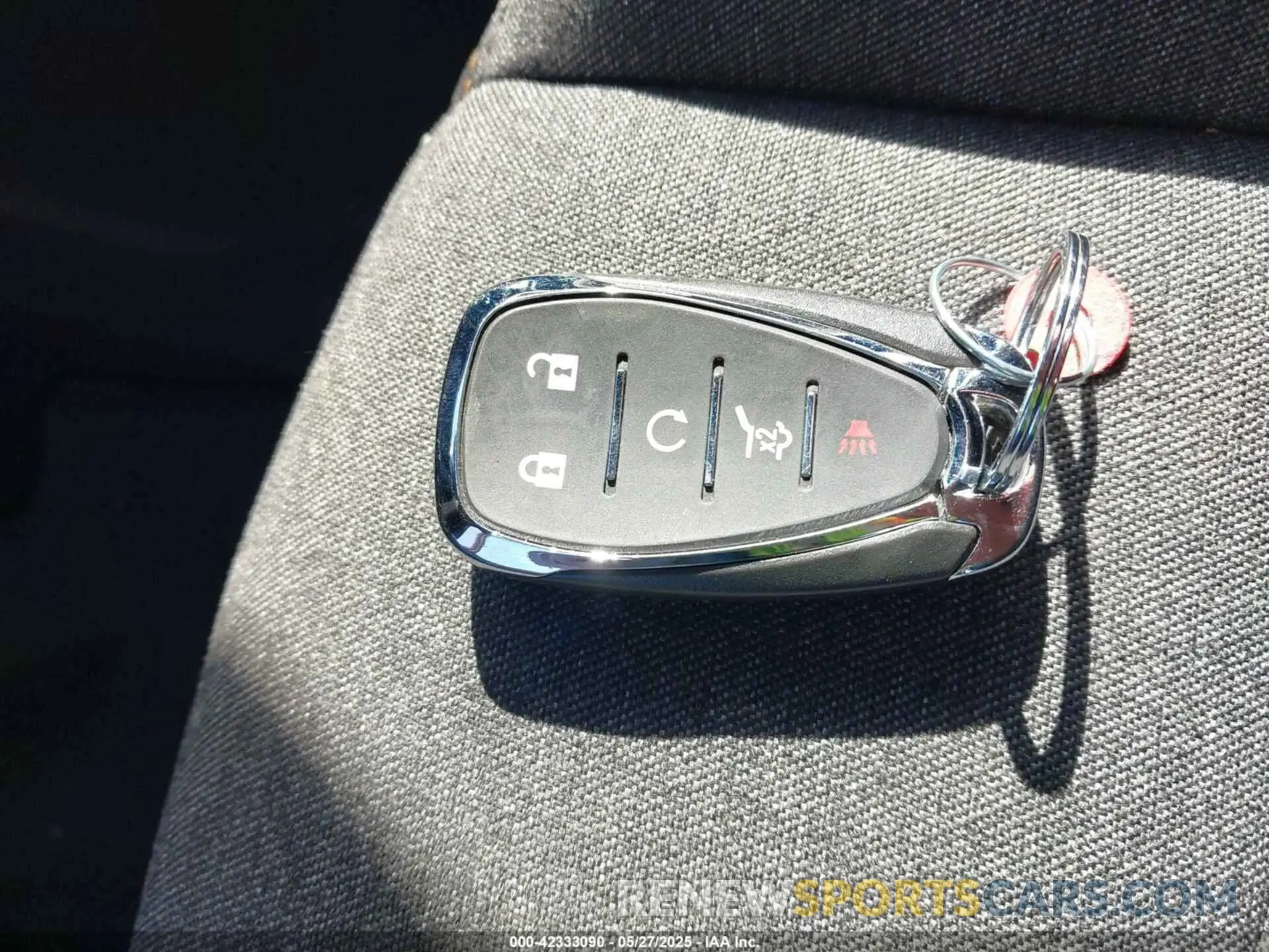 11 Photograph of a damaged car 3GNAXUEG6RL355260 CHEVROLET EQUINOX 2024