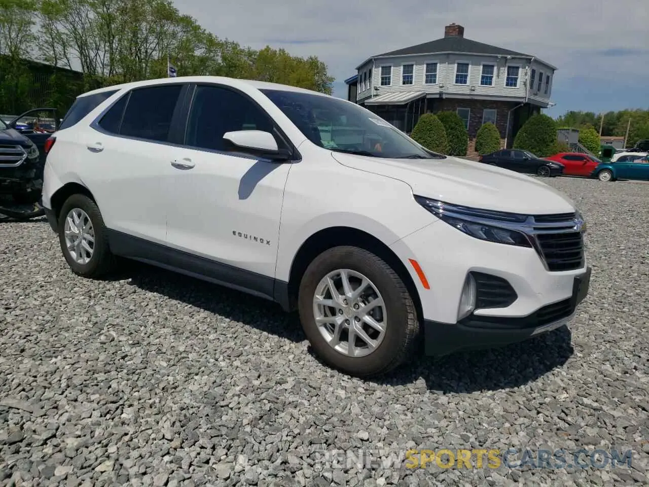 4 Photograph of a damaged car 3GNAXUEG6RS118239 CHEVROLET EQUINOX 2024