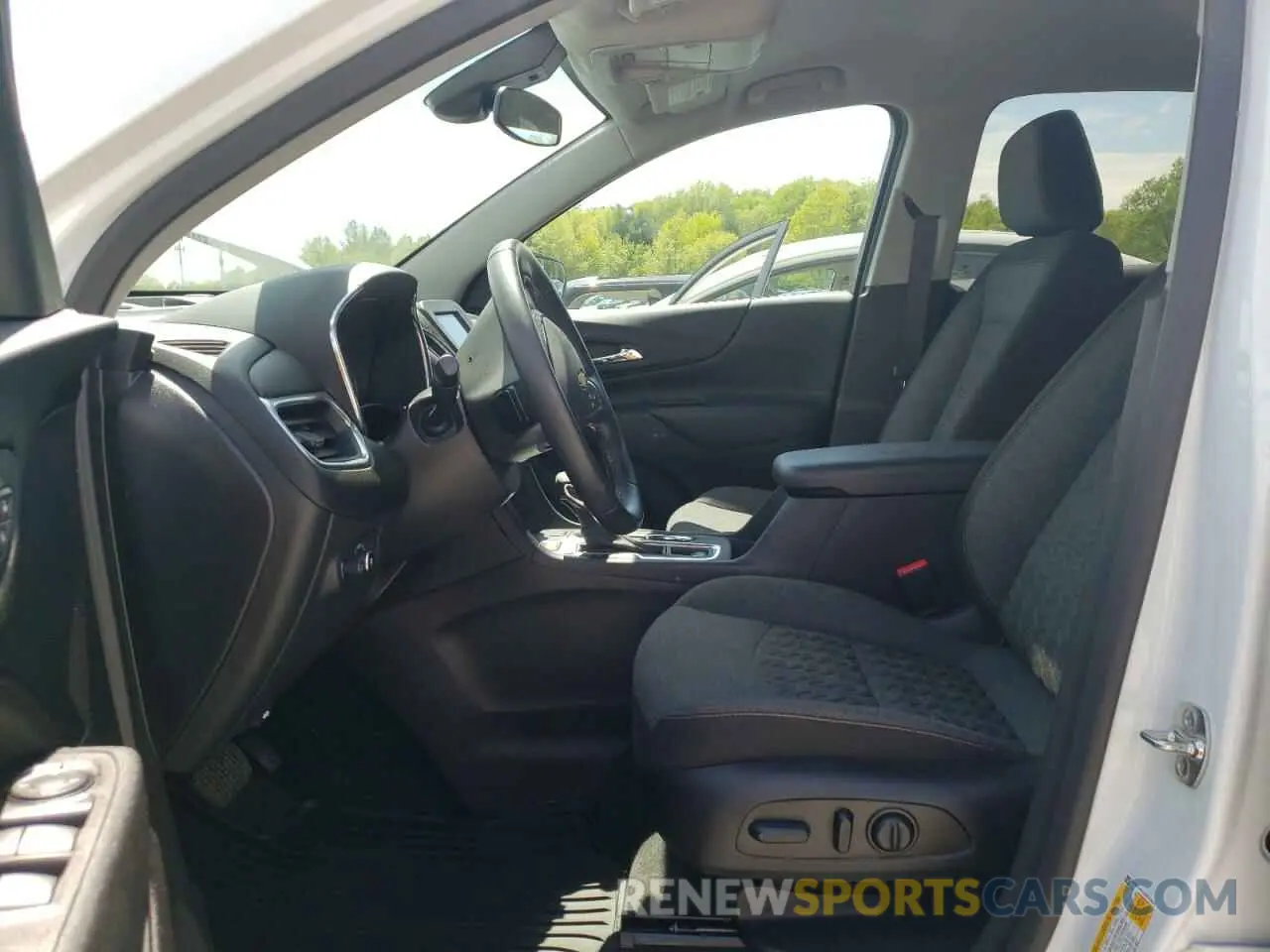 7 Photograph of a damaged car 3GNAXUEG6RS118239 CHEVROLET EQUINOX 2024