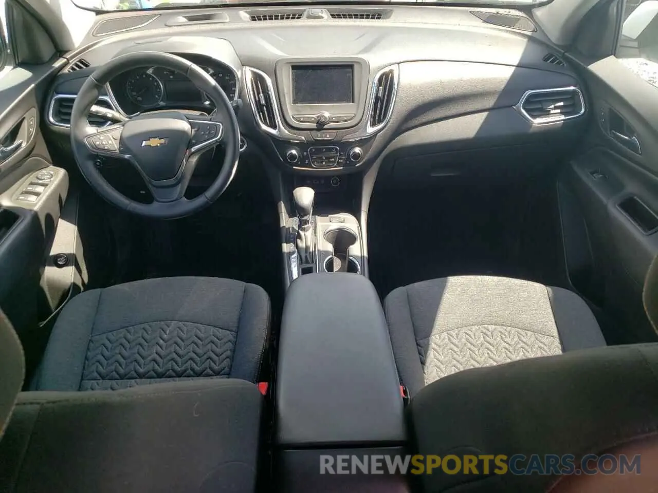 8 Photograph of a damaged car 3GNAXUEG6RS118239 CHEVROLET EQUINOX 2024