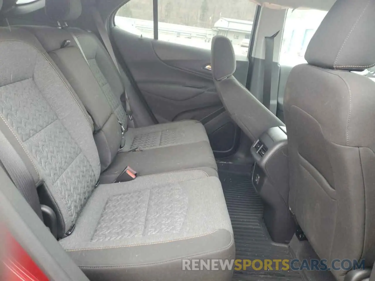 11 Photograph of a damaged car 3GNAXUEG6RS149796 CHEVROLET EQUINOX 2024