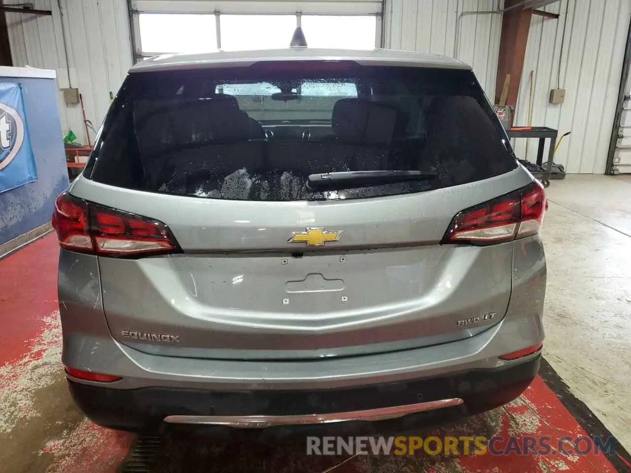 6 Photograph of a damaged car 3GNAXUEG6RS206238 CHEVROLET EQUINOX 2024