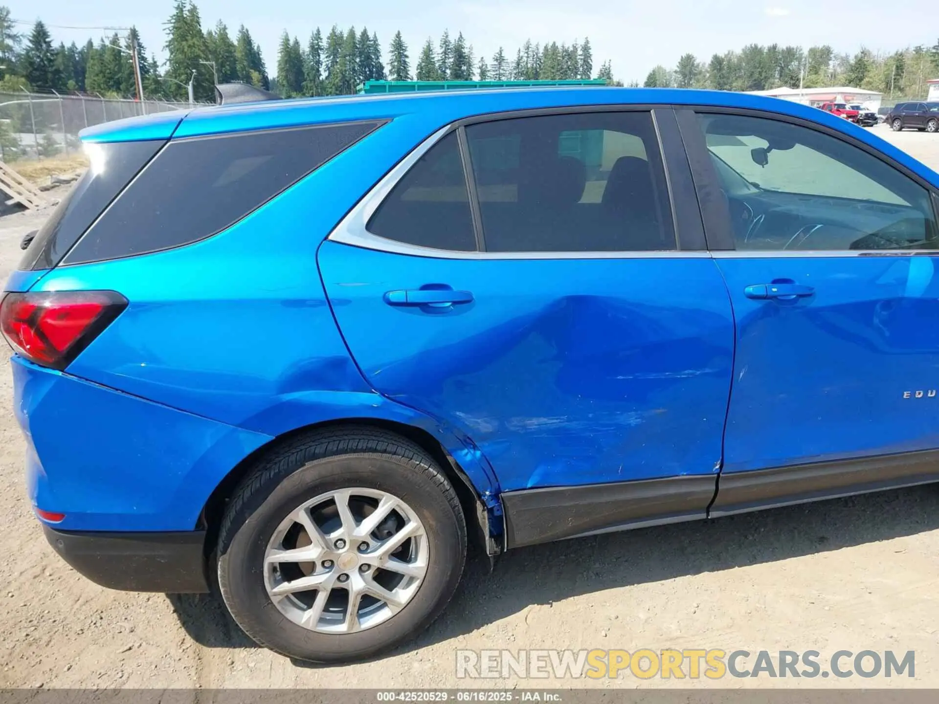 6 Photograph of a damaged car 3GNAXUEG6RS244987 CHEVROLET EQUINOX 2024
