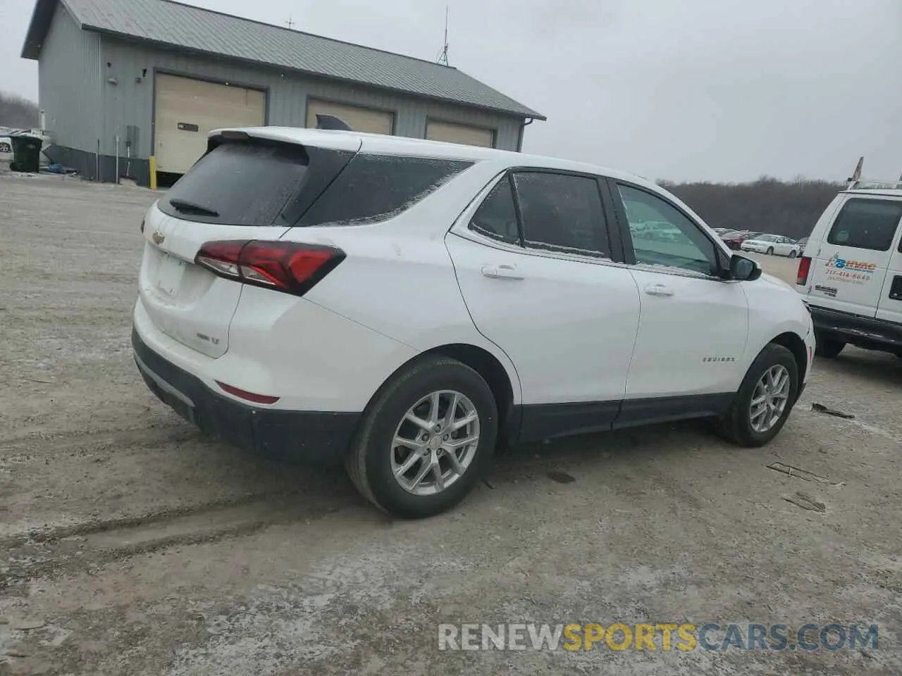 3 Photograph of a damaged car 3GNAXUEG7RL238903 CHEVROLET EQUINOX 2024