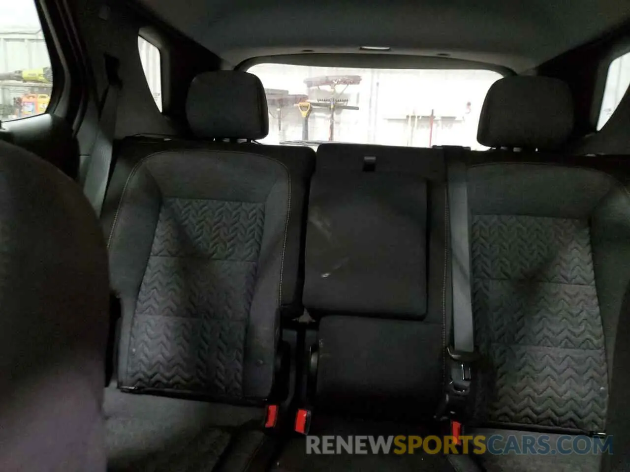 10 Photograph of a damaged car 3GNAXUEG7RS105452 CHEVROLET EQUINOX 2024