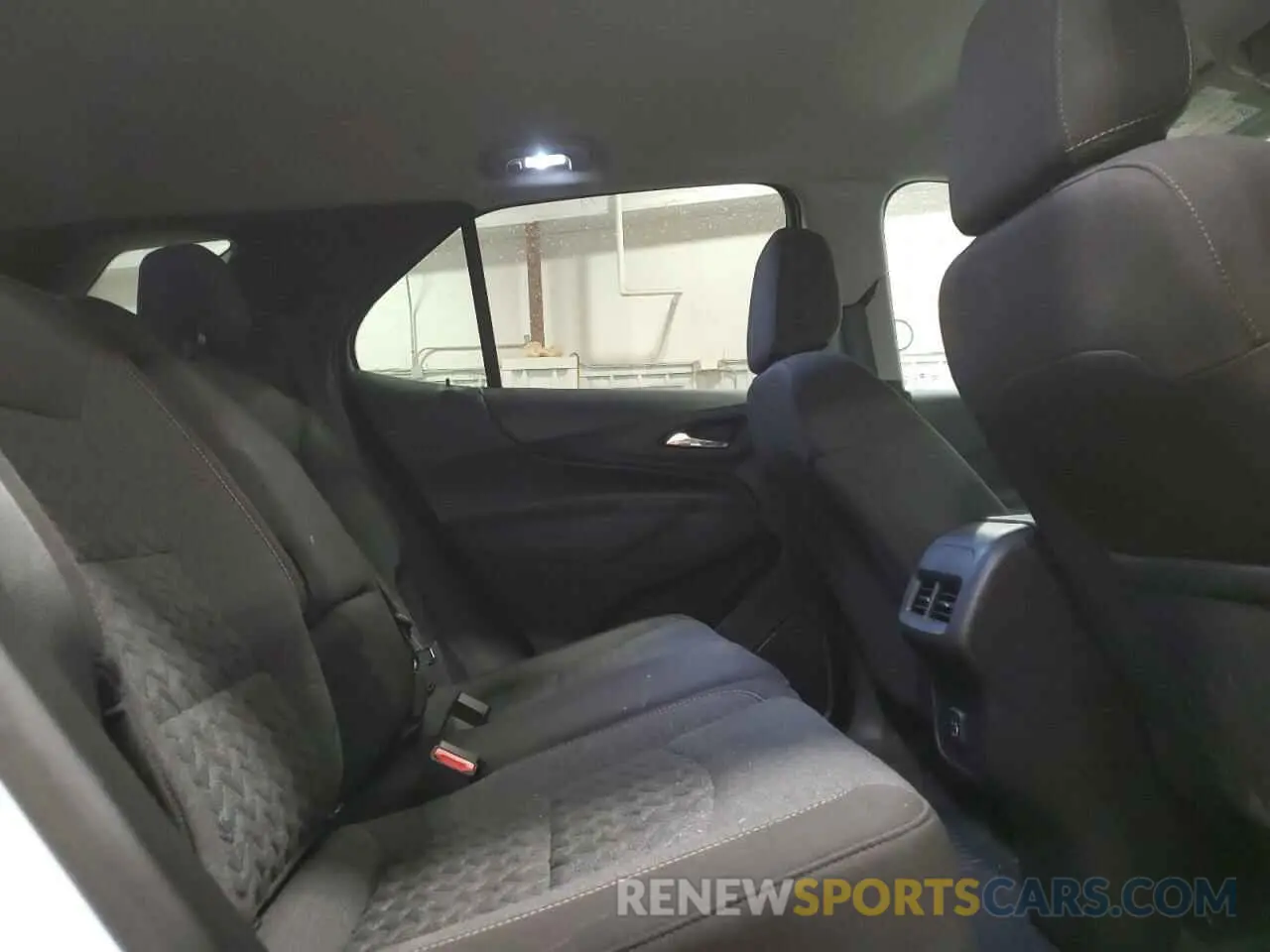 11 Photograph of a damaged car 3GNAXUEG7RS105452 CHEVROLET EQUINOX 2024