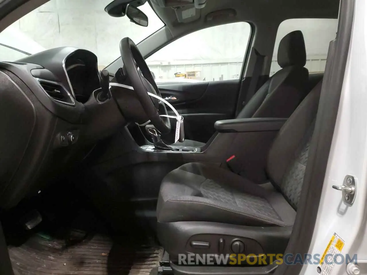 7 Photograph of a damaged car 3GNAXUEG7RS105452 CHEVROLET EQUINOX 2024