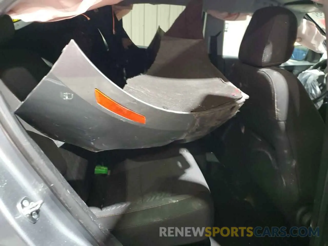 11 Photograph of a damaged car 3GNAXUEG7RS238180 CHEVROLET EQUINOX 2024