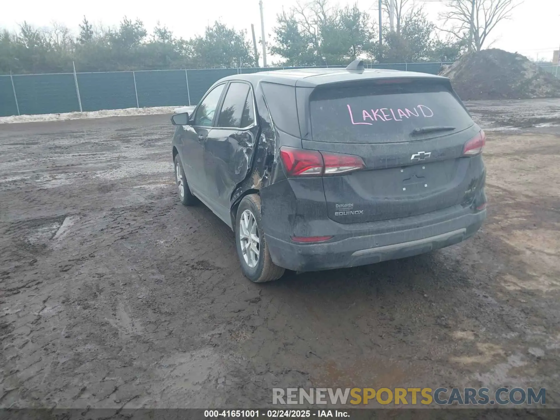 3 Photograph of a damaged car 3GNAXUEG8RL101890 CHEVROLET EQUINOX 2024