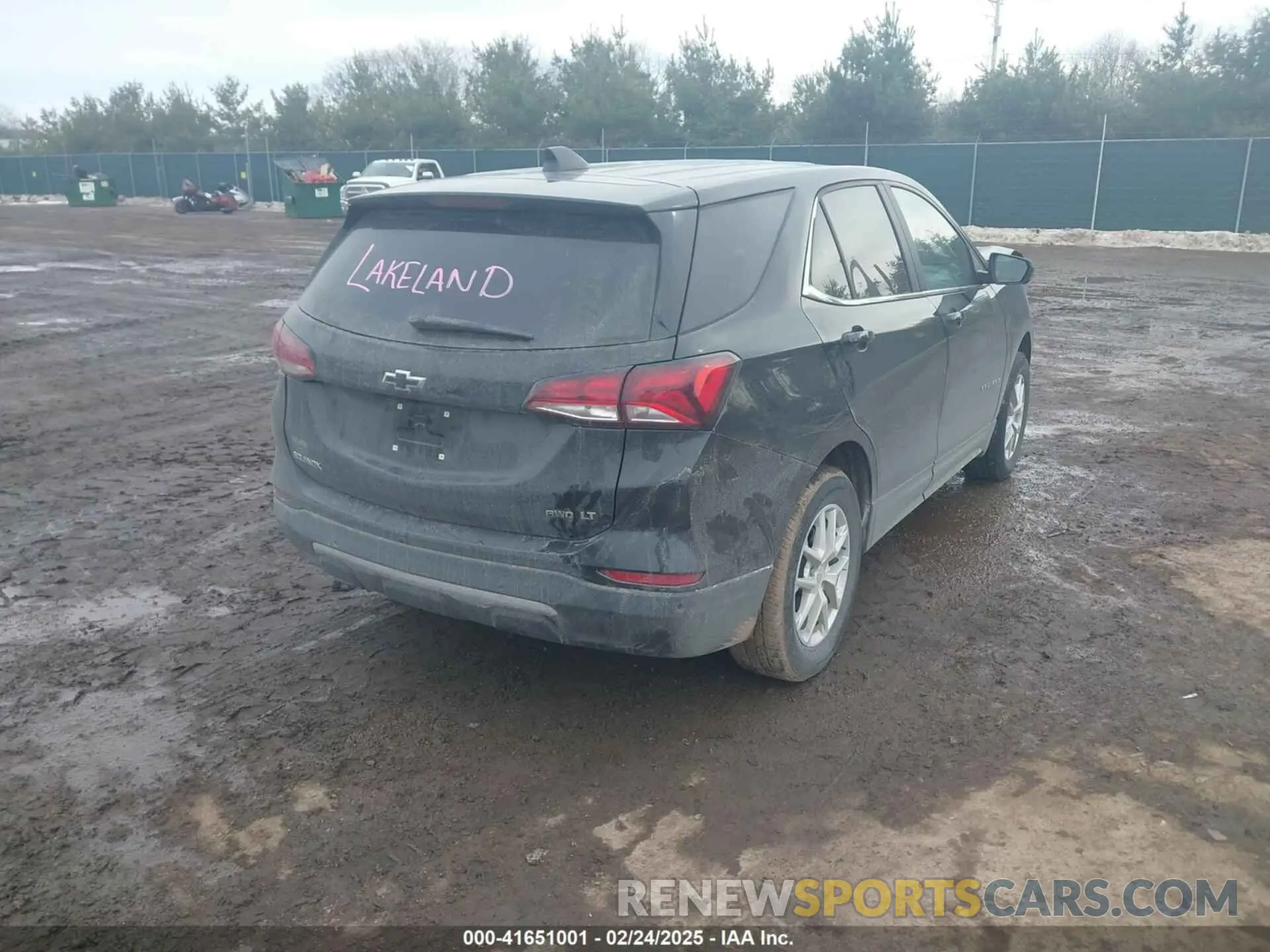 4 Photograph of a damaged car 3GNAXUEG8RL101890 CHEVROLET EQUINOX 2024