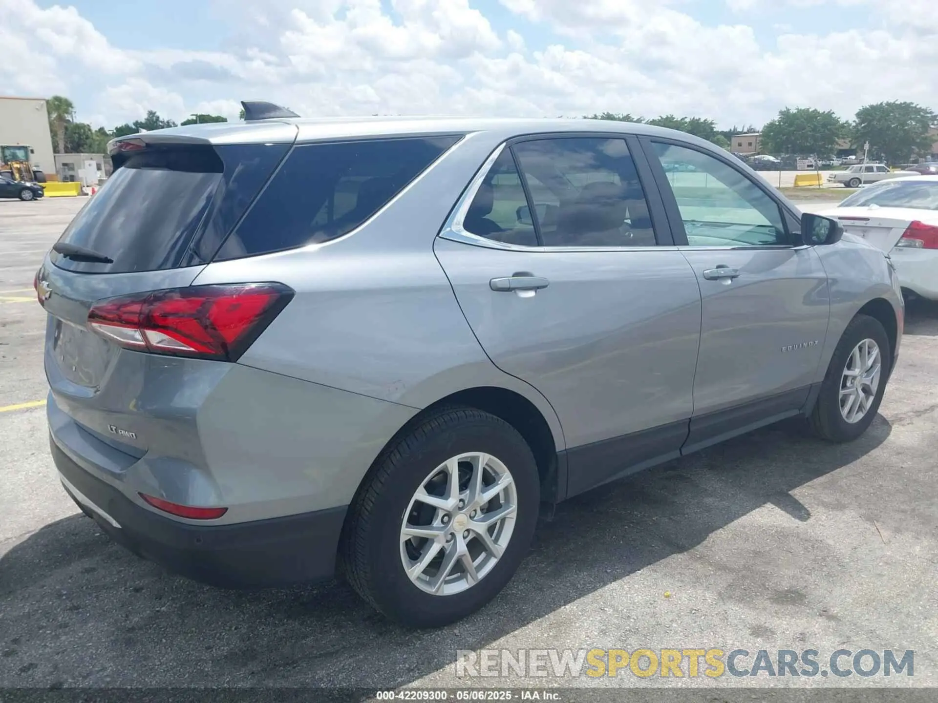 6 Photograph of a damaged car 3GNAXUEG8RL152449 CHEVROLET EQUINOX 2024
