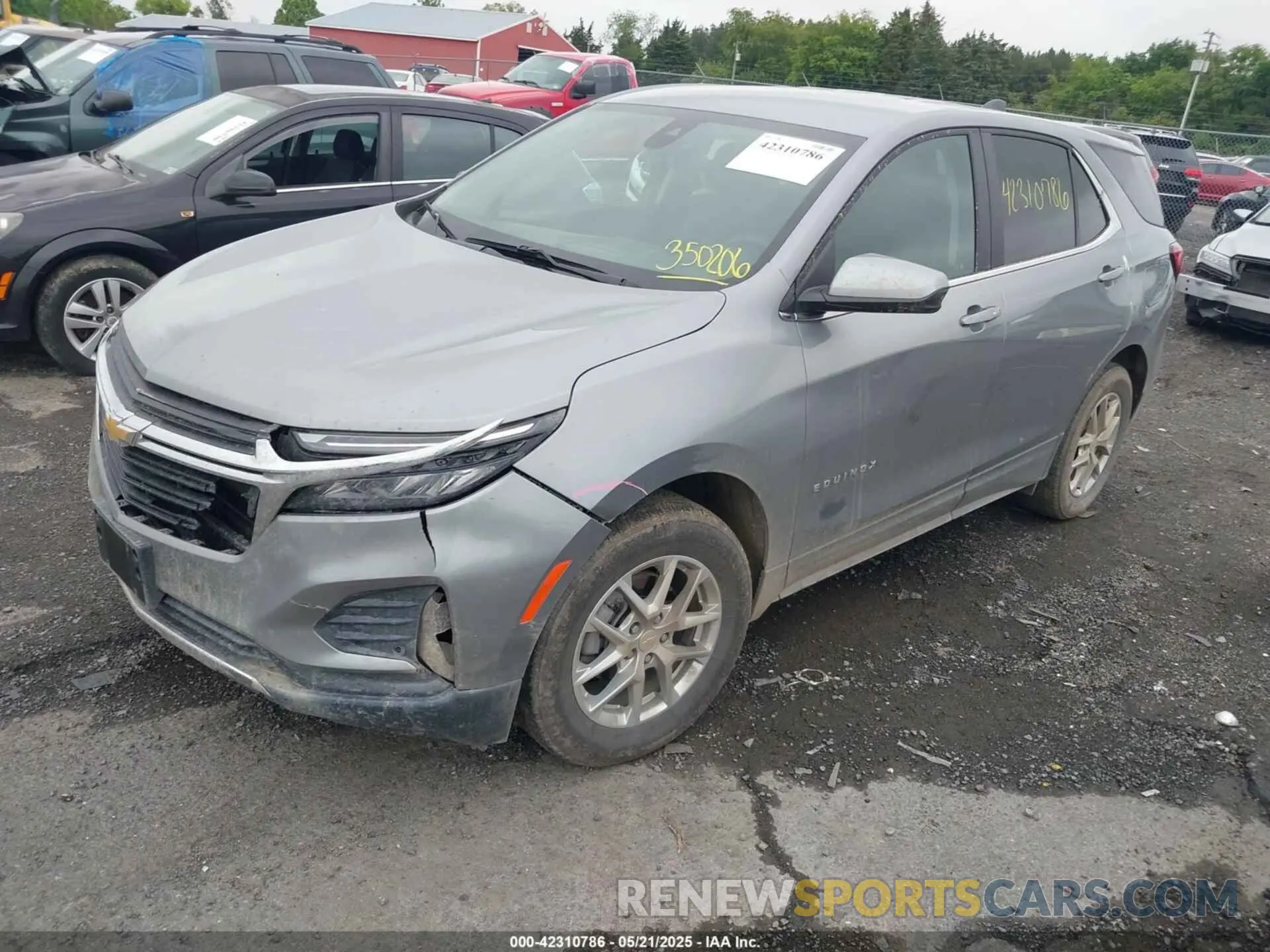 2 Photograph of a damaged car 3GNAXUEG8RL350206 CHEVROLET EQUINOX 2024