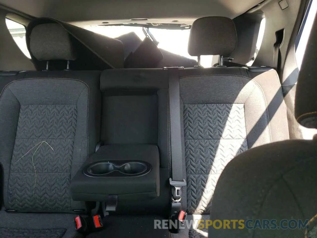 10 Photograph of a damaged car 3GNAXUEG8RL364851 CHEVROLET EQUINOX 2024