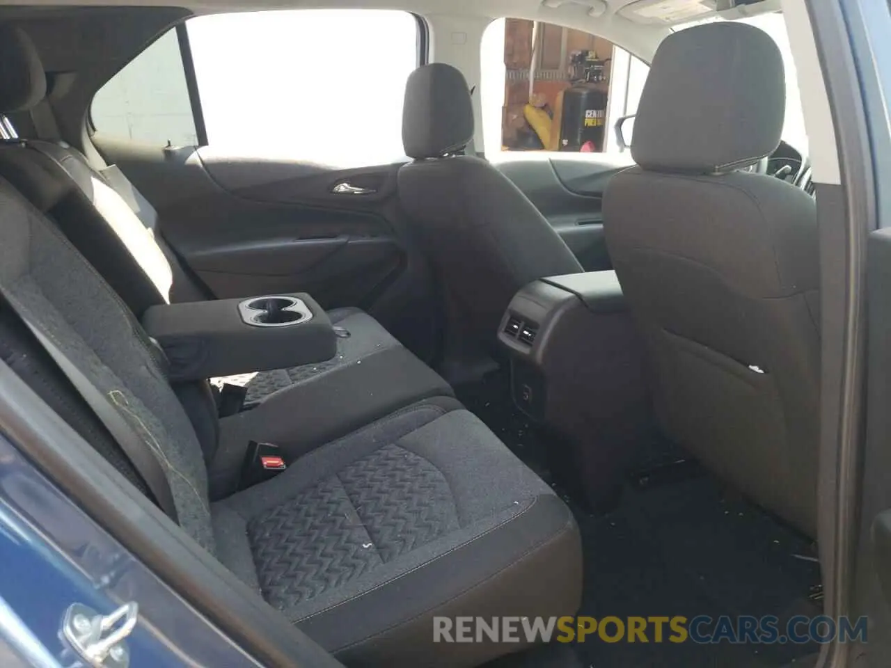 11 Photograph of a damaged car 3GNAXUEG8RL364851 CHEVROLET EQUINOX 2024