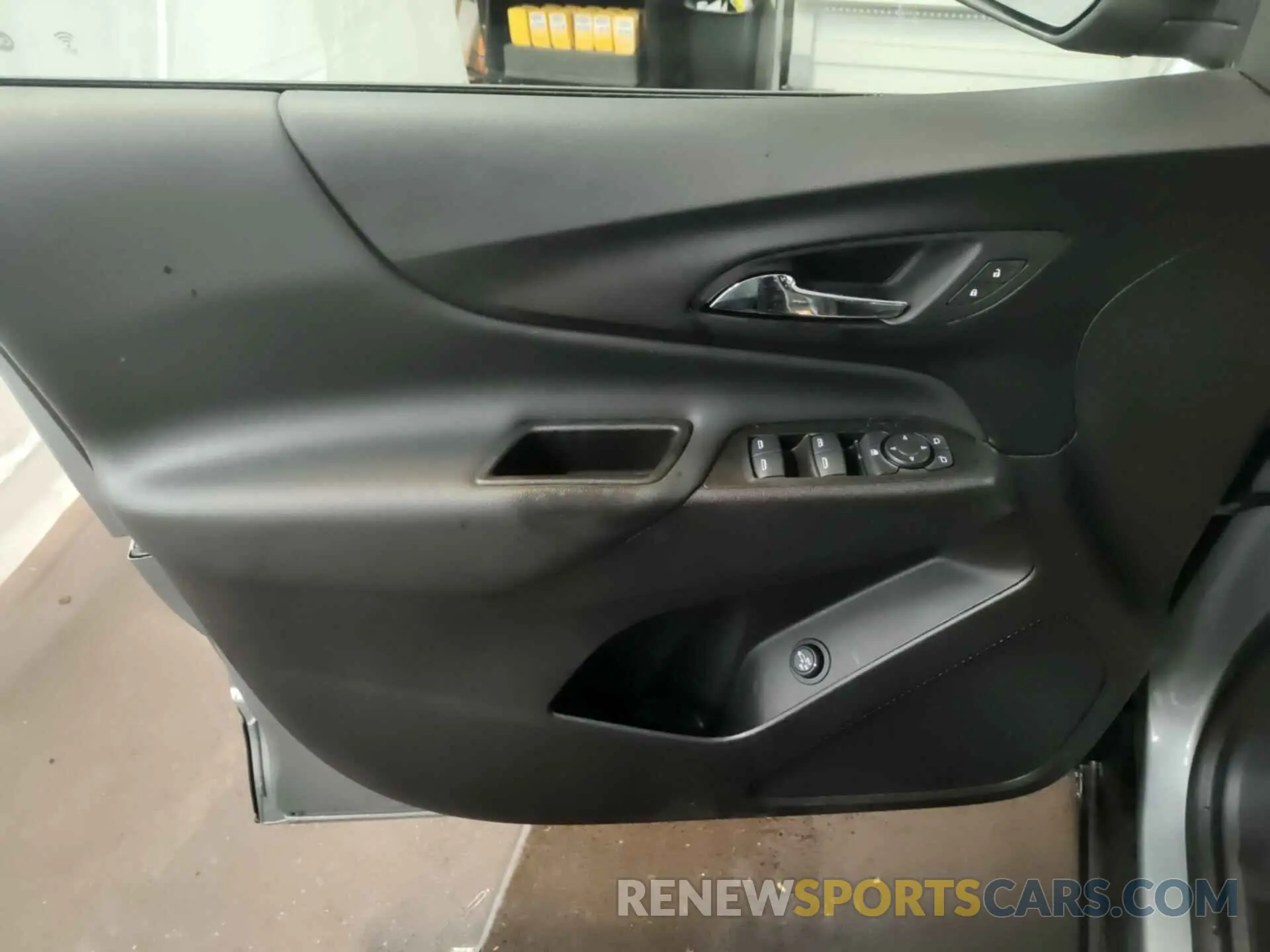 26 Photograph of a damaged car 3GNAXUEG8RS222361 CHEVROLET EQUINOX 2024