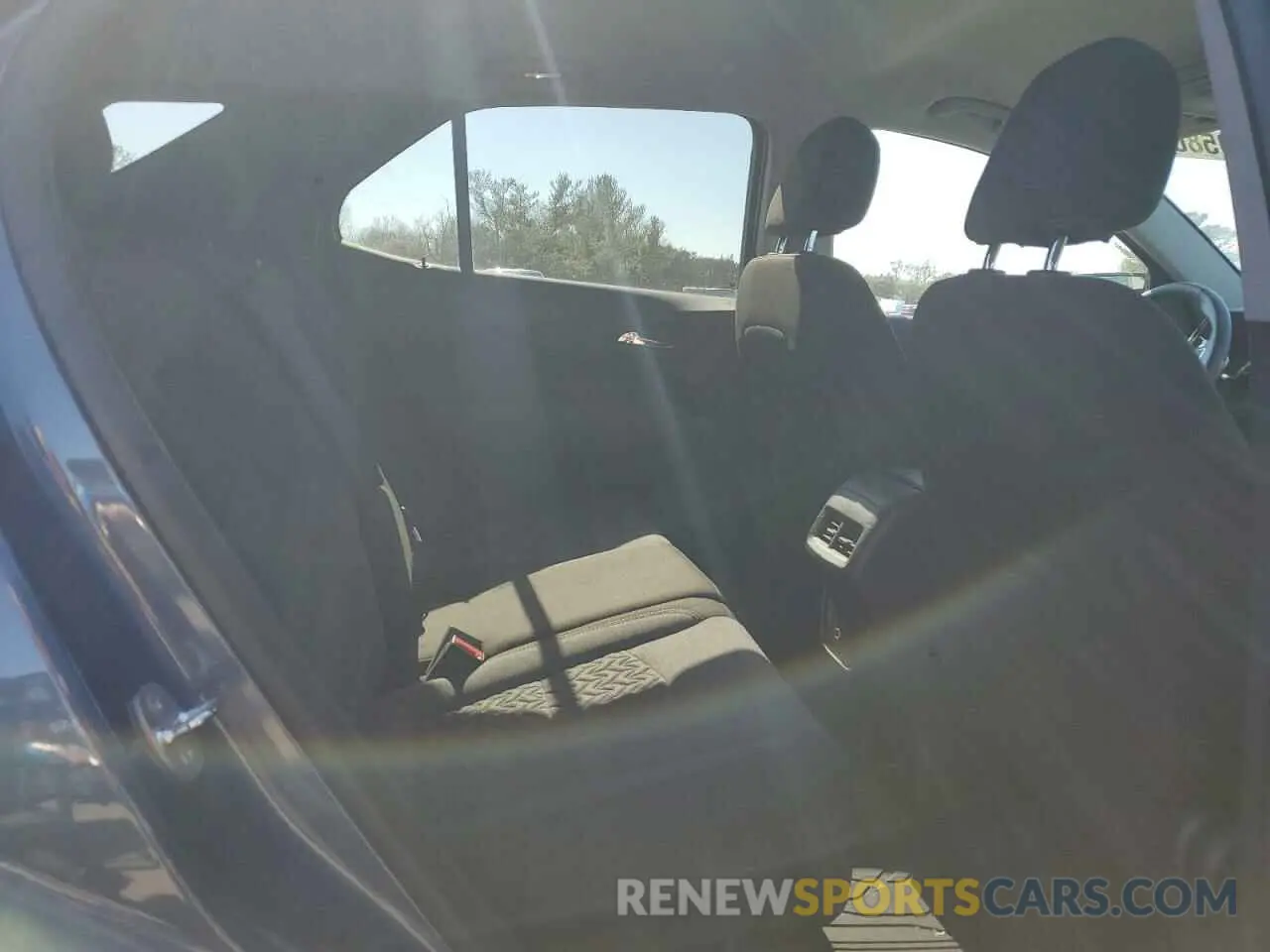 11 Photograph of a damaged car 3GNAXUEG9RL138687 CHEVROLET EQUINOX 2024