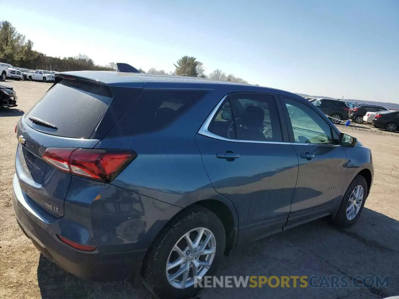 3 Photograph of a damaged car 3GNAXUEG9RL138687 CHEVROLET EQUINOX 2024