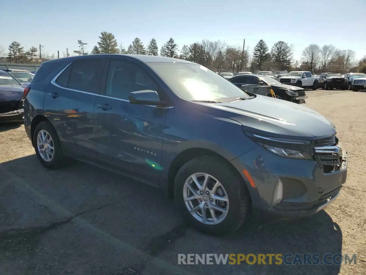 4 Photograph of a damaged car 3GNAXUEG9RL138687 CHEVROLET EQUINOX 2024