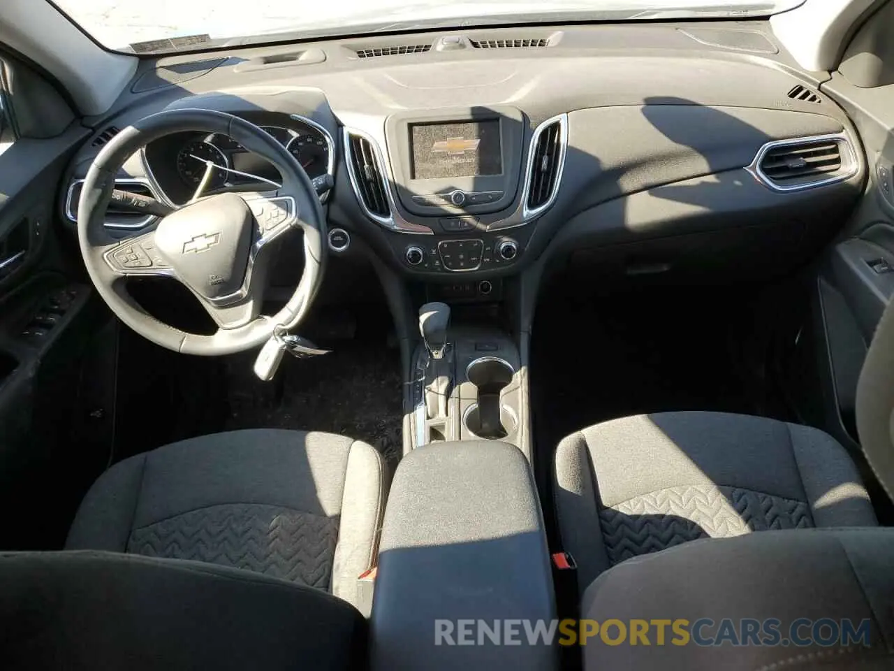 8 Photograph of a damaged car 3GNAXUEG9RL138687 CHEVROLET EQUINOX 2024