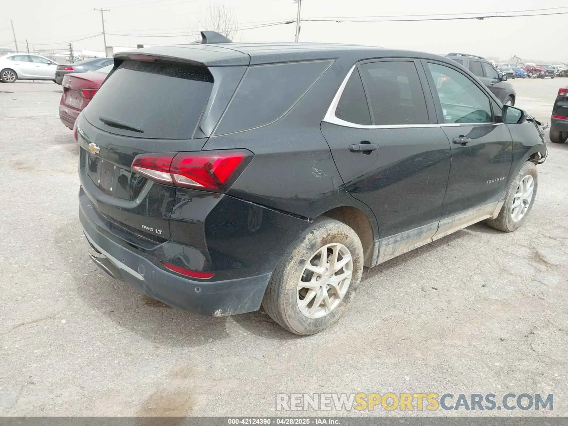 4 Photograph of a damaged car 3GNAXUEG9RL244296 CHEVROLET EQUINOX 2024