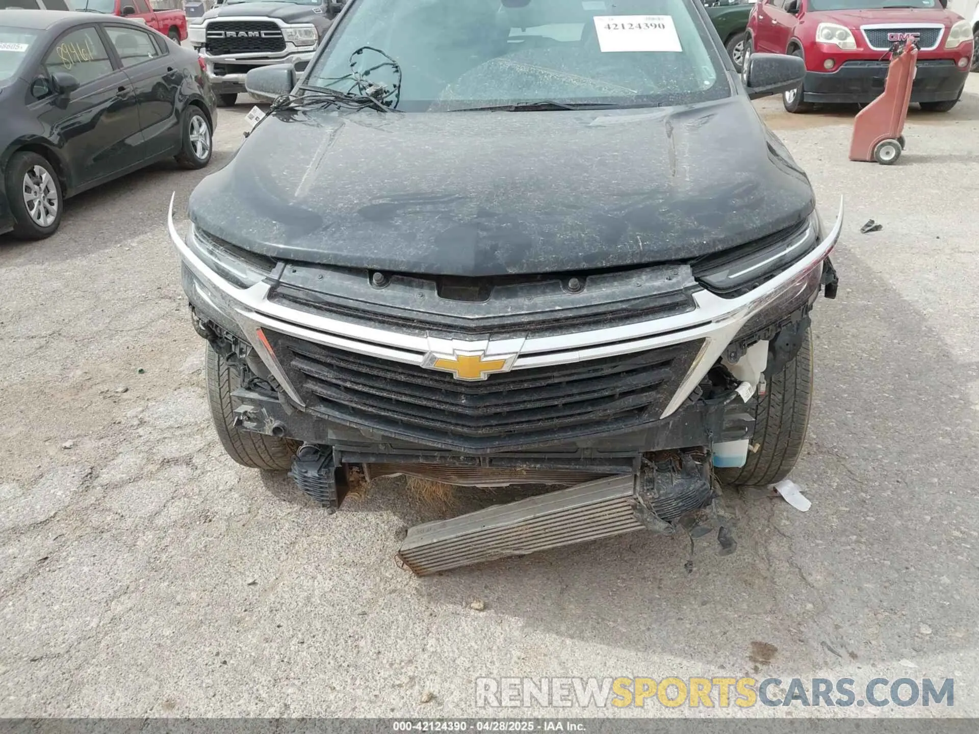 6 Photograph of a damaged car 3GNAXUEG9RL244296 CHEVROLET EQUINOX 2024
