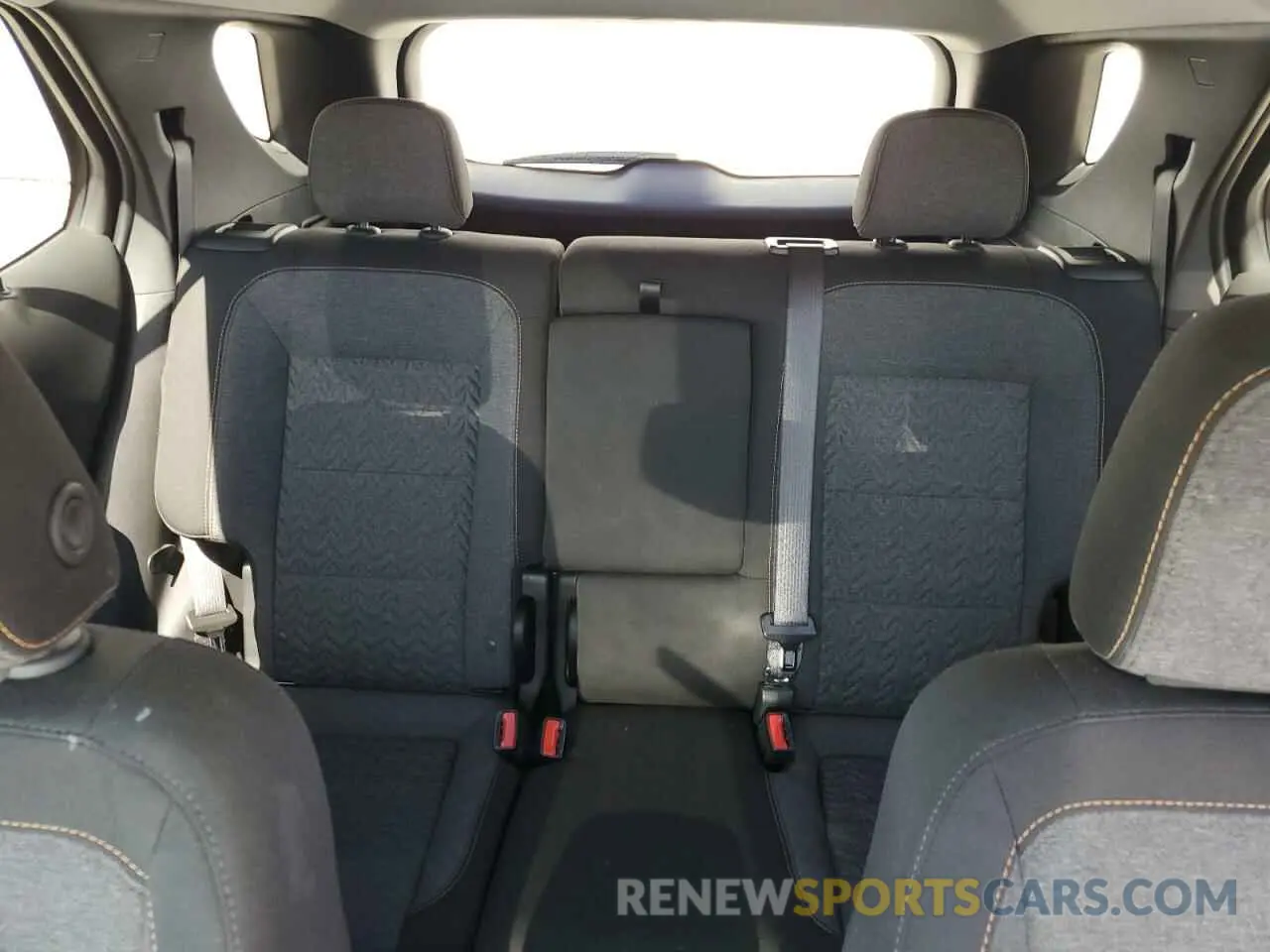 10 Photograph of a damaged car 3GNAXUEG9RL332636 CHEVROLET EQUINOX 2024